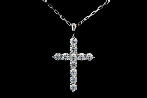 Necklaces White Gold Medium Diamond Cross