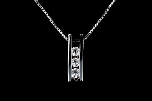 Necklaces Medium Three Stone Diamond Bar Pendant