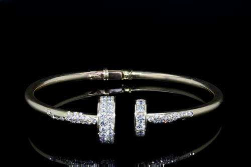 Bracelets Pave' Diamond Disc Cuff Bangle