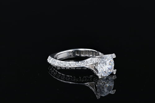 Sculpted Split Shank Pave' Ring