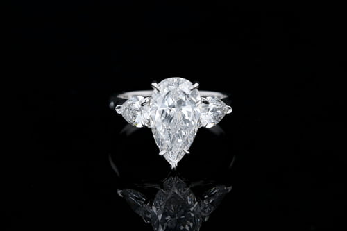 Three Stone Classic Three Stone Engagement Ring Pear, Pear Diamond Side Stones