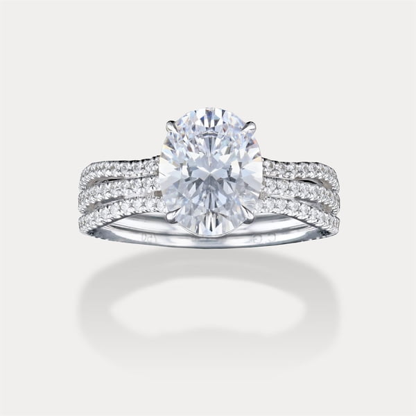 Oval Triple Row Pavé