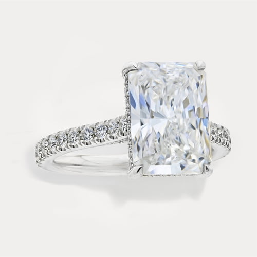 Radiant Hidden Halo Pavé view 2