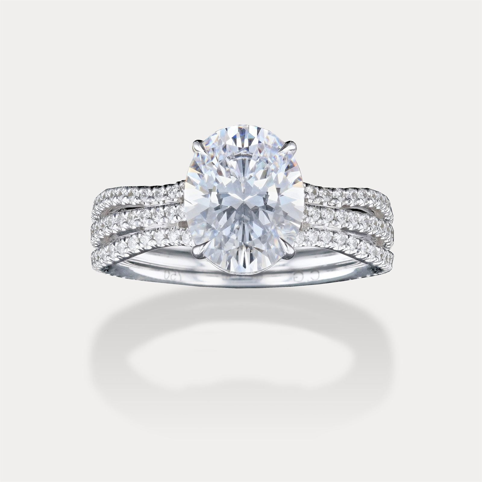 Oval Triple Row Pavé