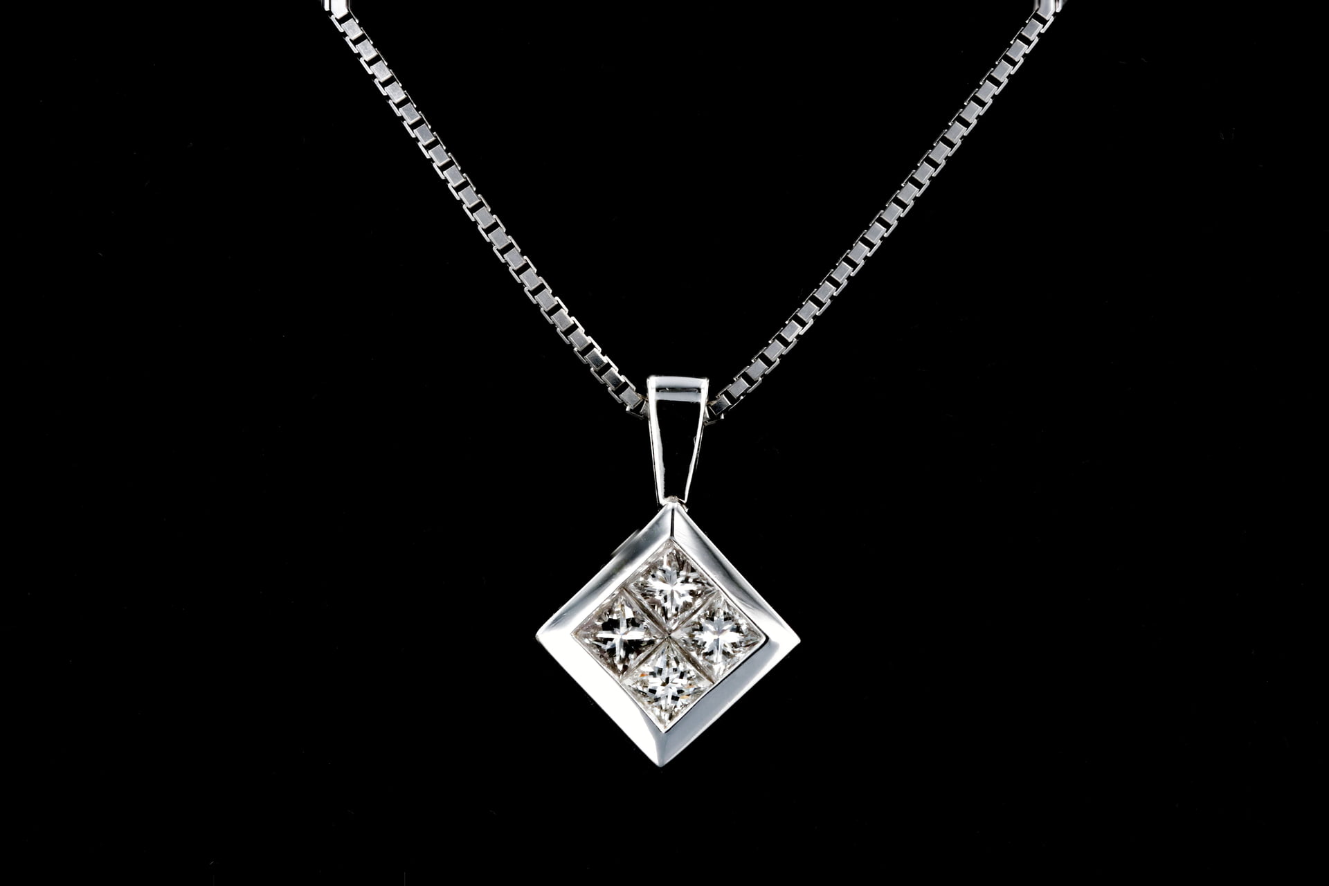 1.00CT GIA Certified Princess Diamond Solitaire Pendant | Luxsso