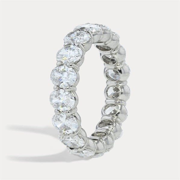 Shared-Prong Diamond Eternity Band