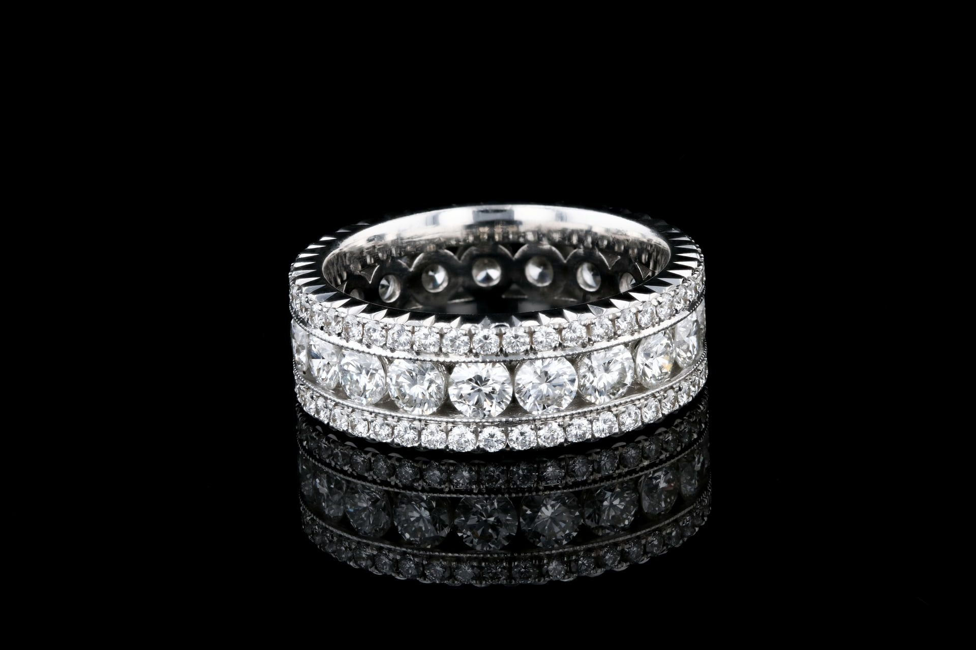 18ct White Gold 10pt Pave Set Diamond Eternity Ring