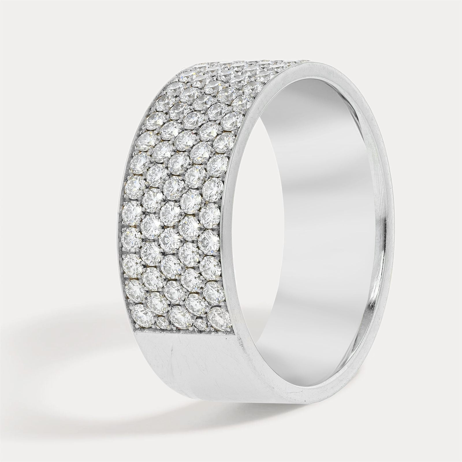 Diamond Pavé Dome Band