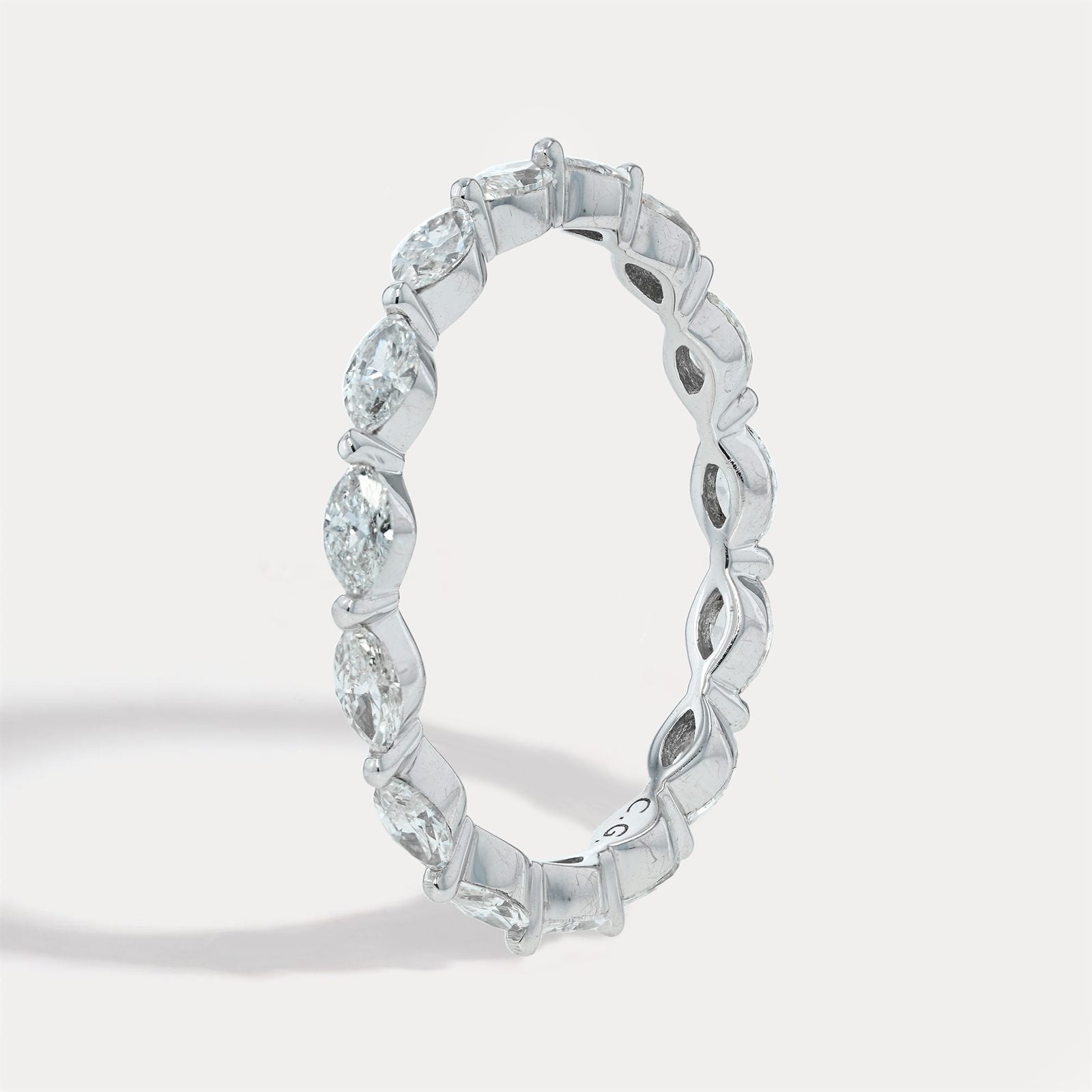 Floating Diamond Open-Gallery Band